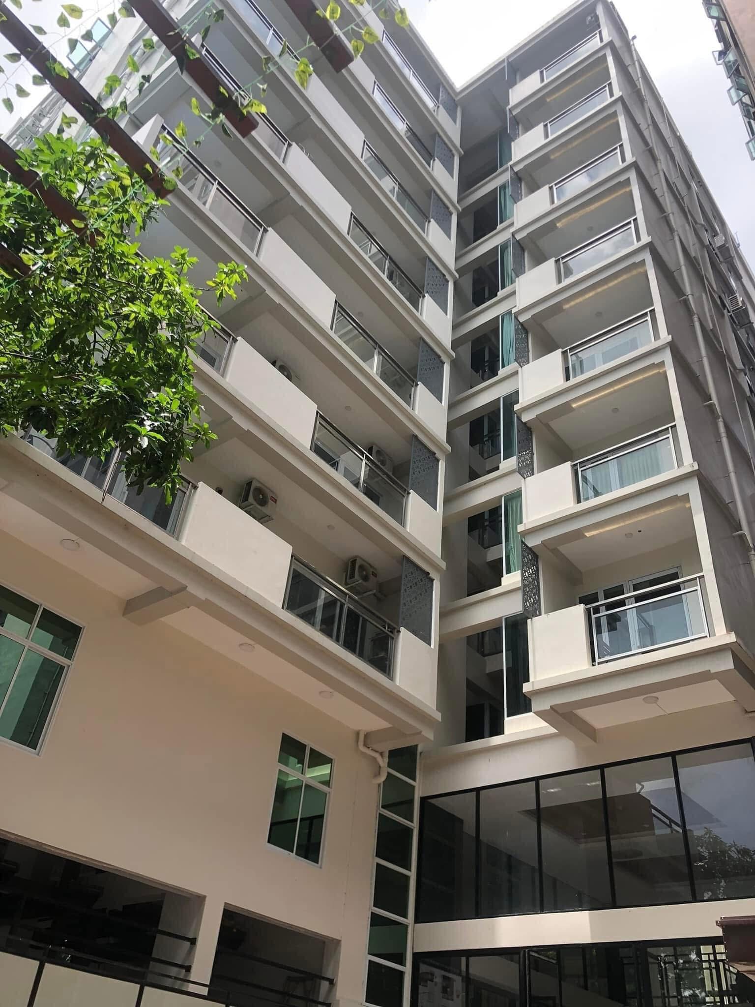 Avenue 18 Residence