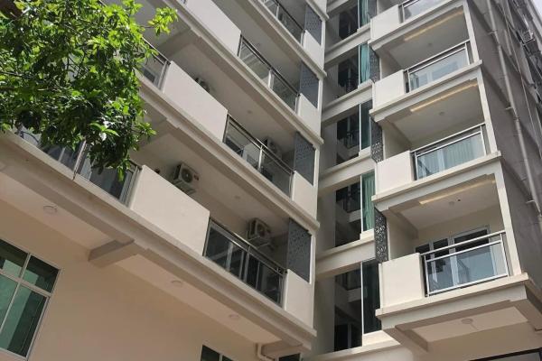 Avenue 18 Residence